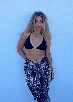 Ana Lucia Oliveira